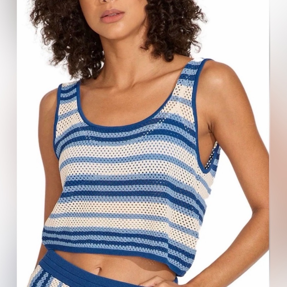 SOLID & STRIPED The Charlie Top in Marina Blue Stripe - M